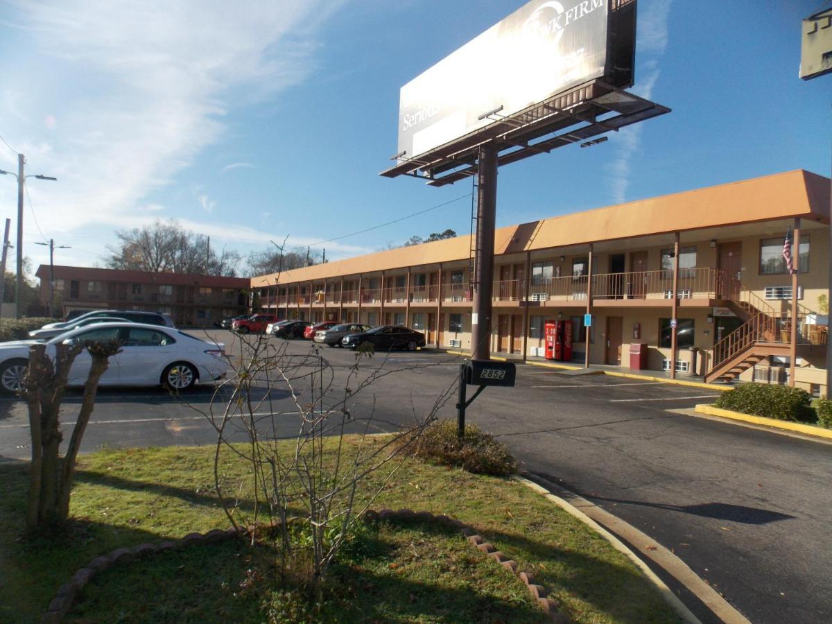 Augusta Best Inn エクステリア 写真