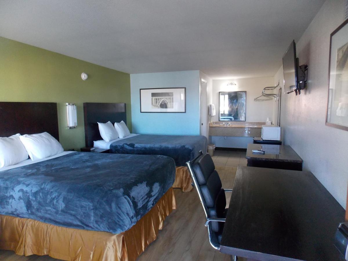 Augusta Best Inn エクステリア 写真